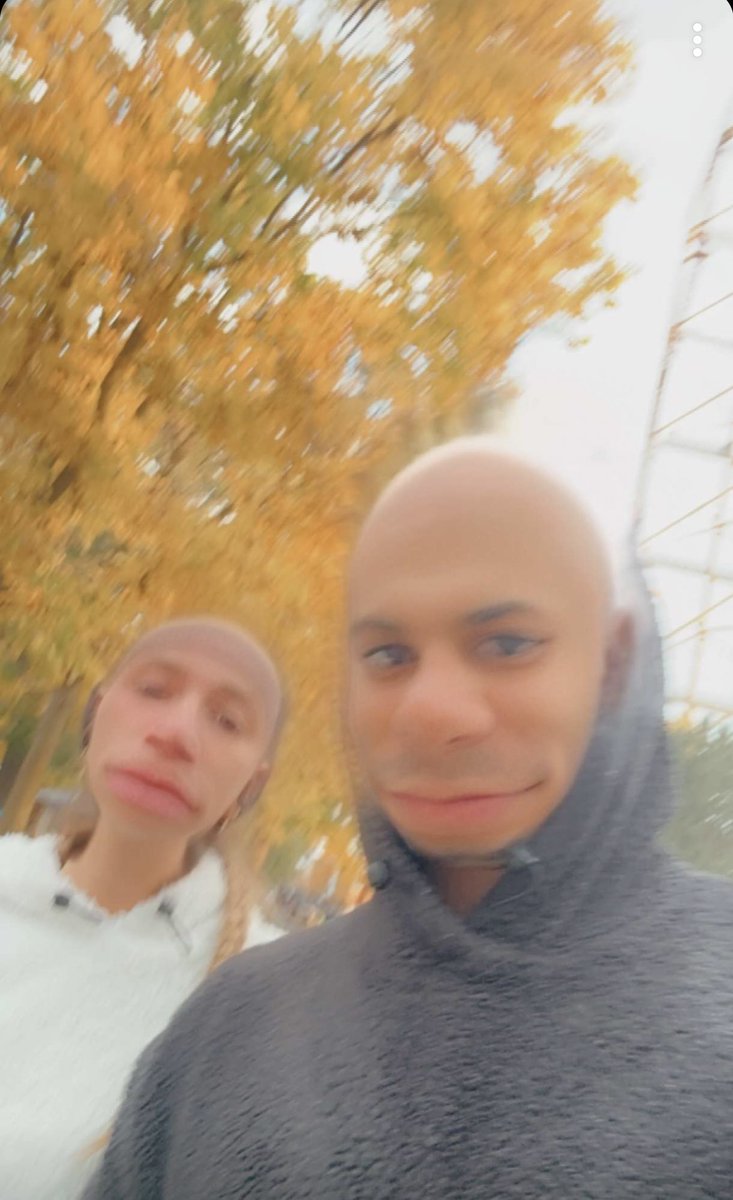 lexidemain's tweet photo. The pictures I take of Tone vs the pictures he takes of me... https://t.co/uBORePcQOg