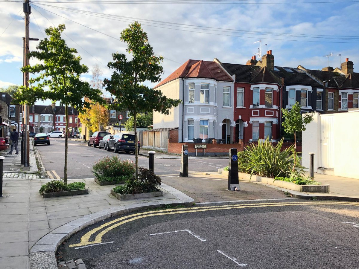 deekinstow's tweet photo. Just 3 of 21 filters in Bruce Grove #LTN are suitable for #activation and #engagement activities thanks to continuing #strategyfree Police/Fire/Ambulance leadership position. Reliance on costly #Cameraonly filtering is holding back #healthystreets in #. https://t.co/6ZFBsoCxjr