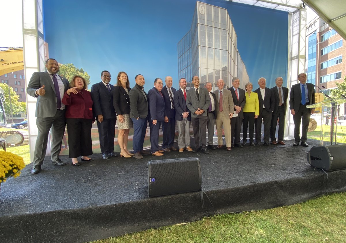BDCBaltimore's tweet photo. .@BDCBaltimore was proud 2 be a part of the @UMBaltimore & @WexfordSciTech launch of its newest dev., 4MLK located @ Martin Luther King Jr. Blvd & #Baltimore St. BDC coordinated securing the RISE Zone designation for the BioPark, which enabled this project to move forward! https://t.co/LOc4zbIfyR