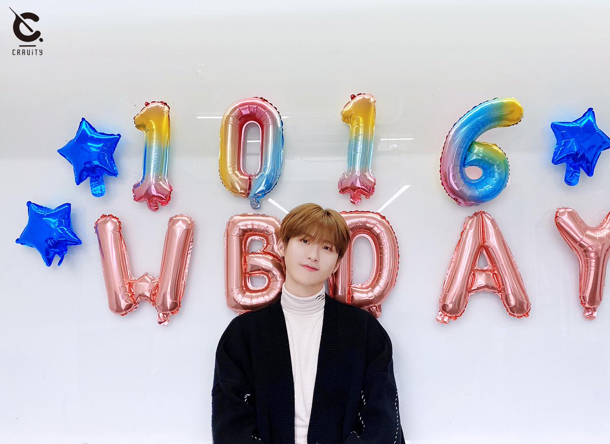 ruby_crvt's tweet photo. We have already celebrated your birthday 3 times, why are you growing up so fast cutie:((( https://t.co/agFOQzm1yG