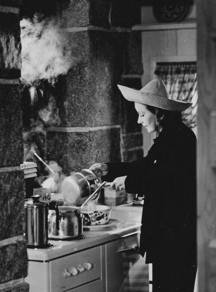 Two-faced woman 1941