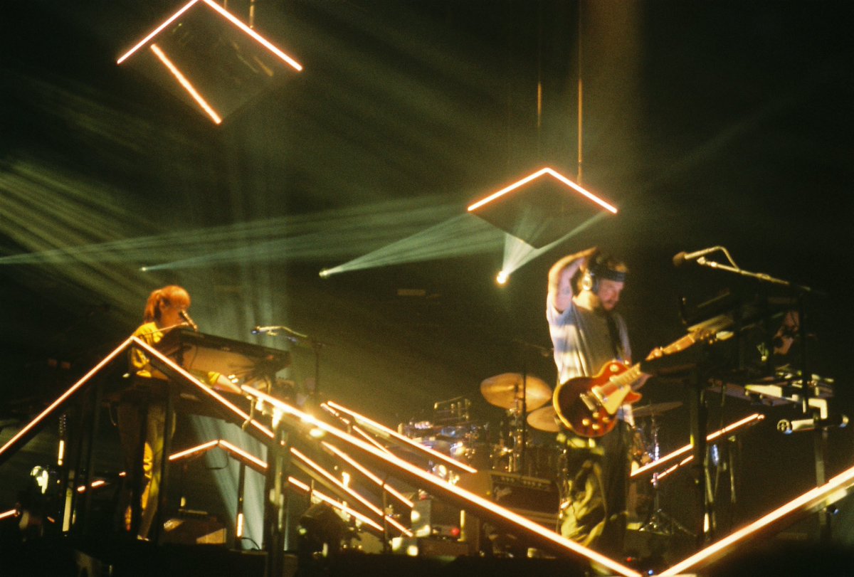 ProspektAaron's tweet photo. Bon Iver, 3 Arena, Dublin 16/10/22 https://t.co/TgW41khL6B