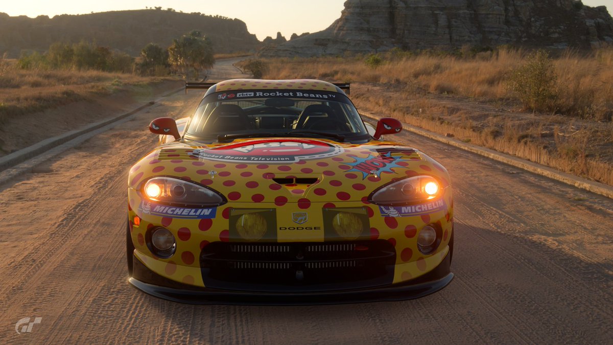 pixarhead's tweet photo. Neuer Rocket Beans Content für #GranTurismo7 ist jetzt erhältlich für euch. Eine Lackierung für das Valbert Racing Team Dodge Viper GTS '02 und ein RBTV Helmdesign.
#rocketbeans #rbtv #valbert https://t.co/YnoQZE1BoC