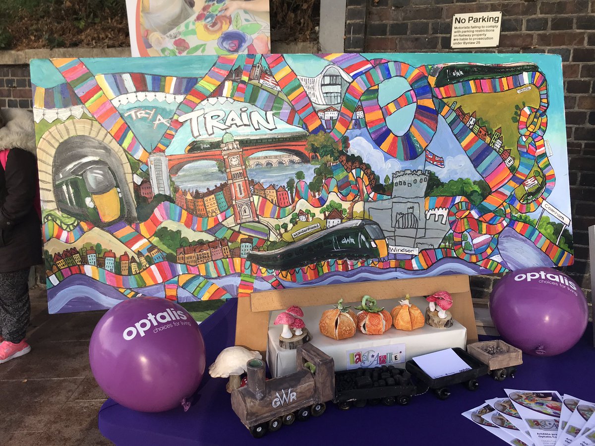 CommunityRail's tweet photo. We’ve been at Maidenhead celebrating the success of members @Optalis & @SoutheastCRP delivering the #TryATrain programme with @GWRHelp which has helped many people (inc first time users) gain confidence and giving them independence in travel. Local MP @theresa_may joined in. ^DW https://t.co/cnePrtXPmm