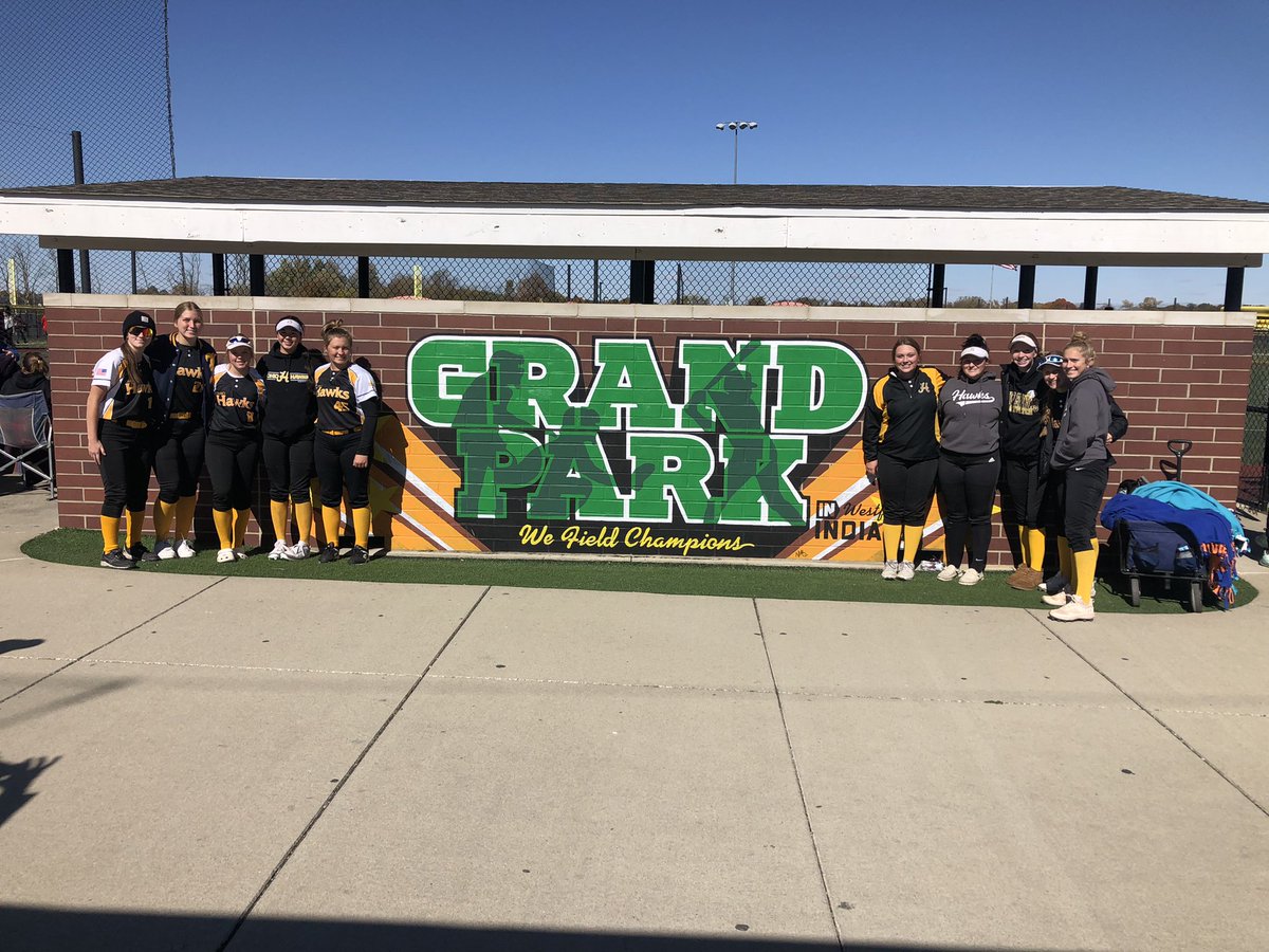 Had a great weekend of ball🥎 our team played well and we are back at it this Weeknd at Berliner. My hitting average was .400 this Weeknd💪🏼 <a href="/HawksColyer16u/">Ohio Hawks</a> <a href="/CapUSoftball/">Capital University Softball</a> <a href="/TiffinUSoftball/">Tiffin University Softball</a> <a href="/AshlandUSball/">Ashland University Softball</a> @DCSBJACKETS