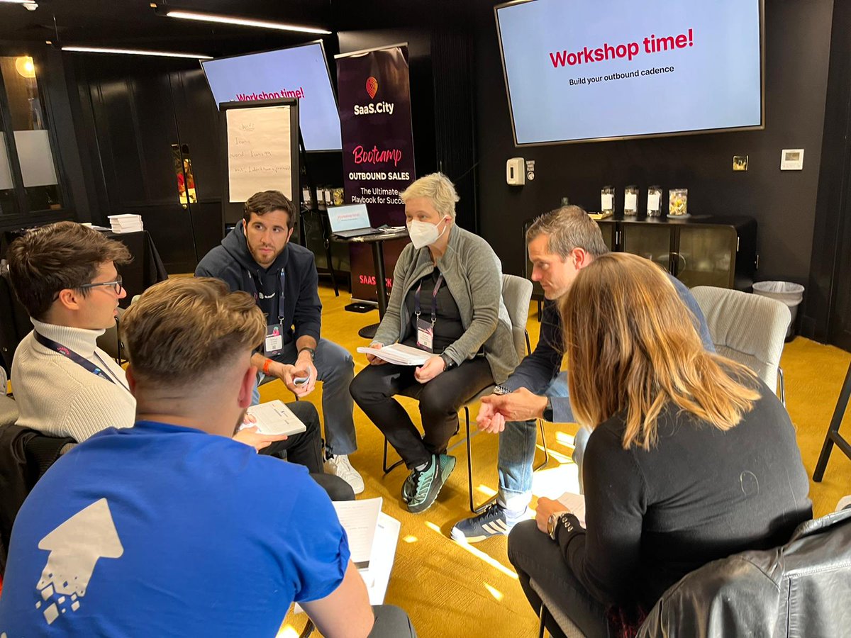 Shift_AI_Events's tweet photo. Marcus Castro, head of corporate strategy & strategic sales at @Bloobirds_, leads our SaaS City Outbound Sales bootcamp attendees through his workshop "How to craft and implement top converting sales cadences" ⚡️
Hosted at @iconicoffices🙌
#SaaStock2022 #SaaSCity #salescadence https://t.co/BgkvPZ6fLE