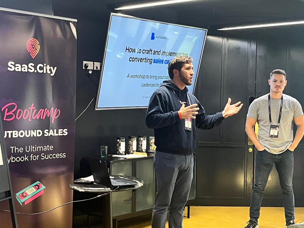 Shift_AI_Events's tweet photo. Marcus Castro, head of corporate strategy & strategic sales at @Bloobirds_, leads our SaaS City Outbound Sales bootcamp attendees through his workshop "How to craft and implement top converting sales cadences" ⚡️
Hosted at @iconicoffices🙌
#SaaStock2022 #SaaSCity #salescadence https://t.co/BgkvPZ6fLE