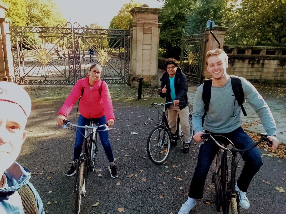 First time riding between halls and campus for these three. I reckon if they start riding now, they'll be riding for the rest of the their student experience, improving their health, wealth and enjoyment of our great city.