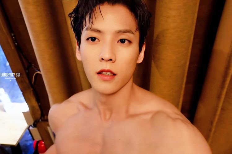 outer_cosmo's tweet photo. ㅤ

️️

️️
️️
️️
O

Adakah relasi terutama keluarga yang masih bisa diisi Tuan  1992? Segalanya selain Wajah dan Nama belum ditentukan.
️️

️️

️️

ㅤ https://t.co/TZoBQtjWbW