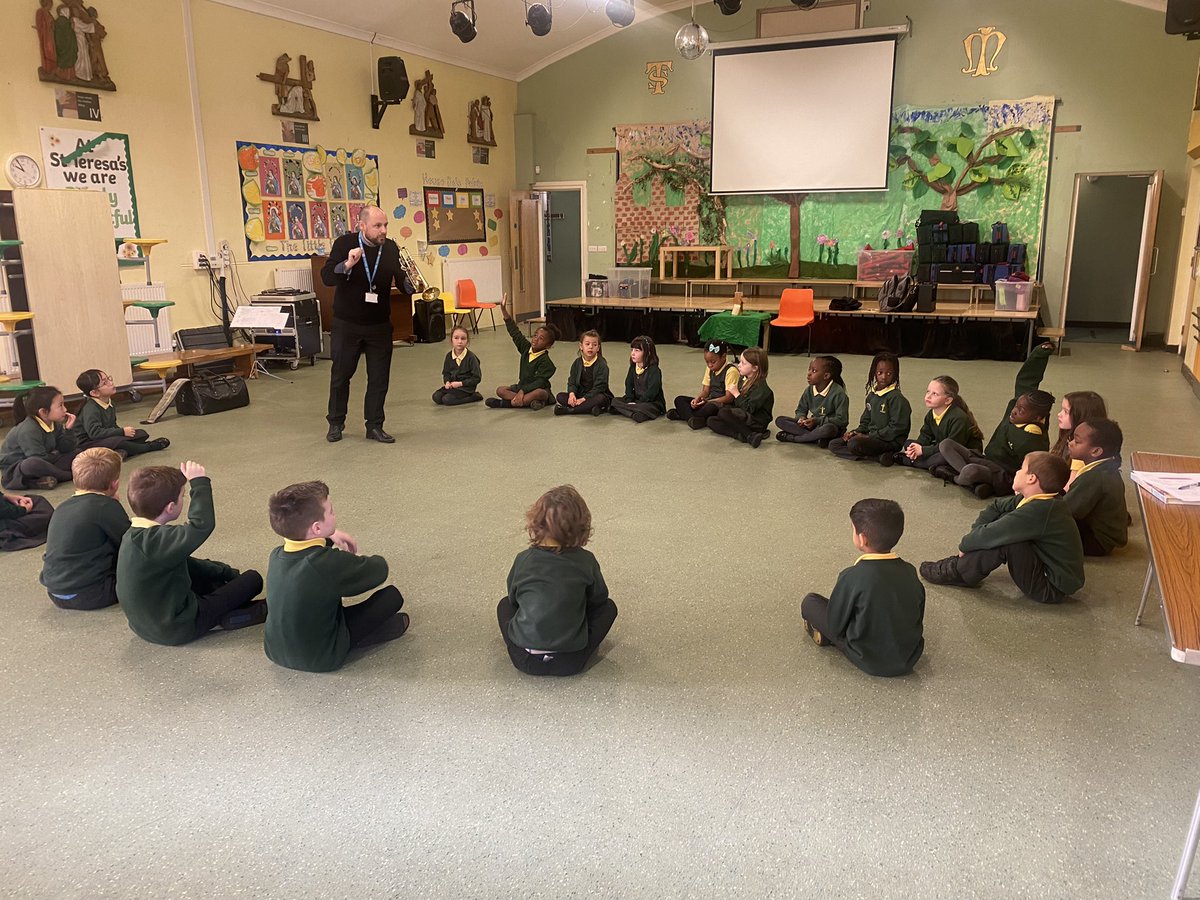 strcps's tweet photo. Our Year 2 and 3 classes are very lucky as they are now having weekly music sessions with Mr Thomas! Each child gets to take an instrument home, too. Remember to bring your instruments back to school every Friday. 👍🏼🎼🎶 https://t.co/aaExFfe3Ag