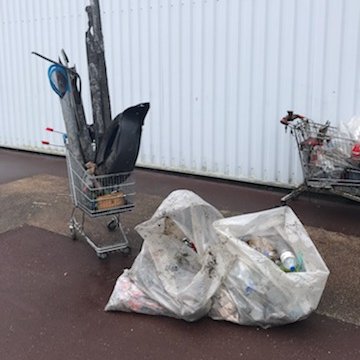 IRAdeMetz's tweet photo. Le groupe "éco-responsable" de l'@IRAdeMetz a participé samedi à une #ecorando qui leur a permis de collecter de nombreux #déchets. Bravo pour cette initiative citoyenne 👏
#développementdurable #recyclage https://t.co/yuJu6W9v0U