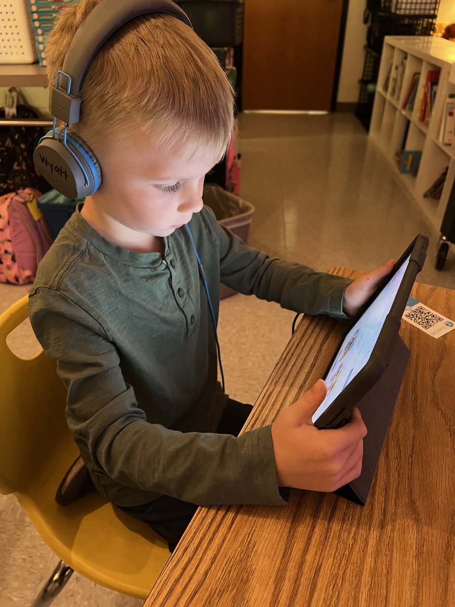 This is the day we’ve looked forward to for a while. 1 to 1 devices in PreK thru 1st grades. We are beyond excited! Thank you ⁦<a href="/FultonCoSchools/">FultonCountySchools</a>⁩ ⁦<a href="/Alpharetta_ES/">Alpharetta ES</a>⁩ ⁦<a href="/cel578/">Cathy Crawford</a>⁩ <a href="/FCSSuptLooney/">Dr. Mike Looney (Official Acct)</a>⁩