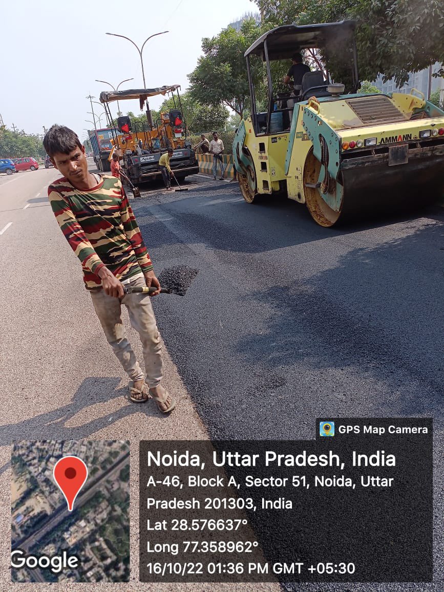 CeoNoida's tweet photo. @Noida_Authority is carrying out repair works on the rain-damaged roads in the city. Patchworks are currently being carried out in sectors 44, 48, 51, 96. Tag NOIDA authority with pictures and location to highlight rain damaged roads. https://t.co/F3FCXbZgwy