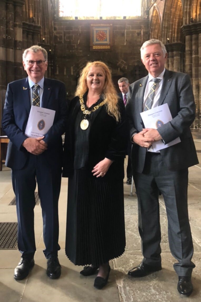 LordProvostGCC's tweet photo. Attended poignant Thanksgiving Service held Glasgow Cathedral for the late HM The Queen yesterday. Great to catch up with Ian Dickson and Alan Kilpatrick co-founders and Directors @Beatson_Charity. https://t.co/g5N1dyBQRJ