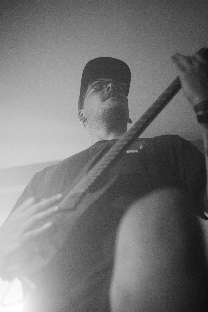 1 Post aller 3 Monate. Stabile Frequenz hier auf Twitter xD