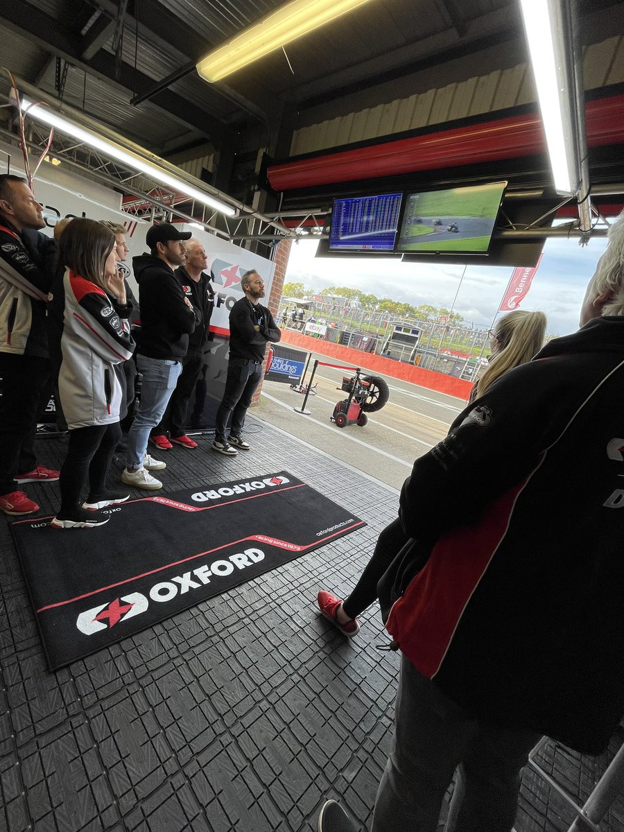 EdwardBridle's tweet photo. Brilliant weekend at BSB. Massive thank you to @MotoRapidoBSB for amazing hospitality. https://t.co/UVwNbbLVPw