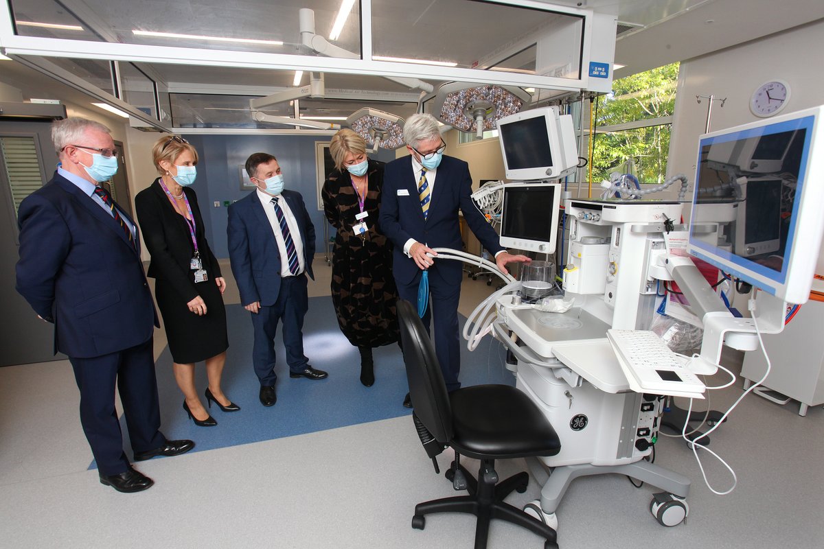 Health Minister Robin Swann has opened the new Duke of Connaught Unit located within @BelfastTrust's Musgrave Park Hospital. The day-case unit will provide much needed additional capacity for orthopaedic services in Northern Ireland. ➡️ health-ni.gov.uk/news/health-mi…