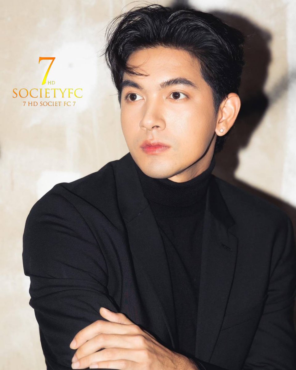 #แอดสายฝัน เข้ม หัสวีร์ ภัคพงษ์ไพศาล กับละครใหม่ฟอร์มยักษ์ทุ่มทุนสร้างแนวผจญภัยลึกลับ โปรเจ็กต์ยักษ์แห่งปีค่ายที่คุ้นเคย 🤭 พร้อมเปิดตัวเร็วๆนี้ 🔥🐯🌑  แล้วเจอกันนะจ๊ะ
#Ch7hd
#Ch7hddramafanclub
#7HDSocietyFc7