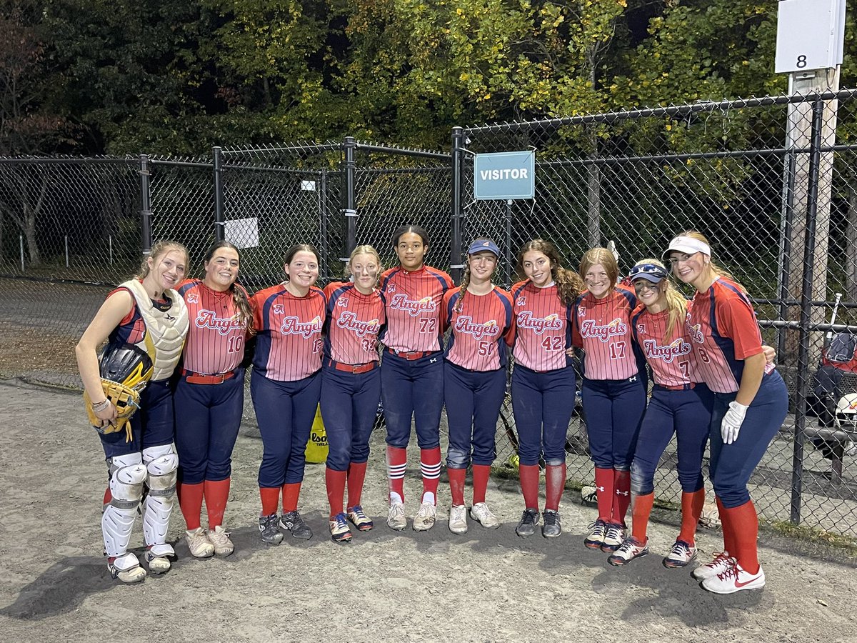 Great Fall with this group! 4 1/2 months until HS softball starts up! Weight room and skill work now the focus of our program!