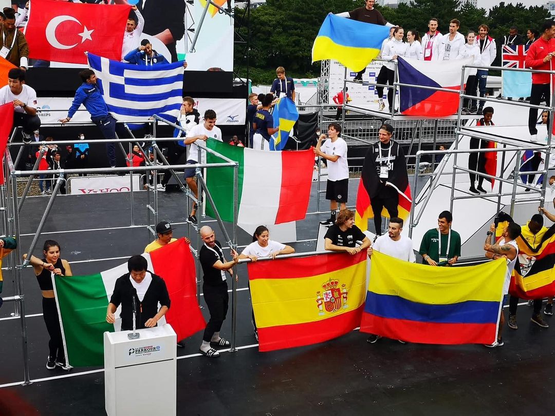 improveconnect's tweet photo. Fausto Vicari rientra da Tokyo dove ha partecipato ai mondiali FIG di Parkour. Ottimo esordio per la Nazionale Italiana con 2 medaglie portate a casa. Grazie anche al Direttore Tecnico Carminucci della FGI che ha accompagnato gli atleti in questa avventura.
#Parkour #FaustoVicari https://t.co/XErf1dMtek