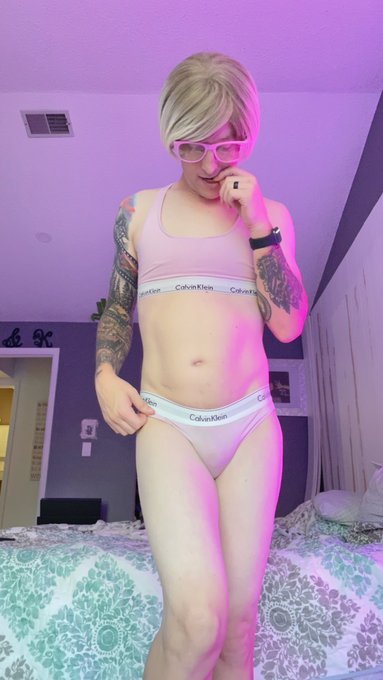 Good morning! Happy Monday. You guys wanna have some naughty fun this week with me? #sissy #sissygurl<a href="/tag/sissy"class="tags"><span>#sissy</span></a><a href="/tag/sissified"class="tags"><span>#sissified</span></a><a href="/tag/femboy"class="tags"><span>#femboy</span></a><a href="/tag/sissygurl"class="tags"><span>#sissygurl</span></a><a href="/tag/sissycuck"class="tags"><span>#sissycuck</span></a>