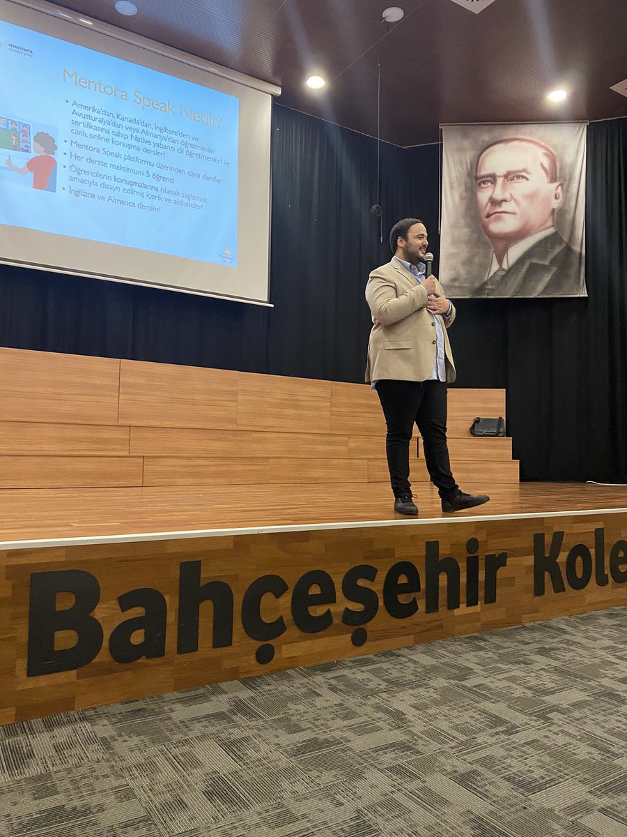 BahcesehirGA's tweet photo. Mentora Education Group Genel Müdürümüz ve Yabancı Diller Direktörümüz Sn. Matthew Benton ile Mentora İş Geliştirme Uzmanı Burak Güllep öğrencilerimiz ile bir araya gelerek #mentoraspeak ile ilgili bilgilendirmelerde bulundular.Kıymetli ziyaretlerinden dolayı teşekkür ederiz. https://t.co/UwJfUFUigJ