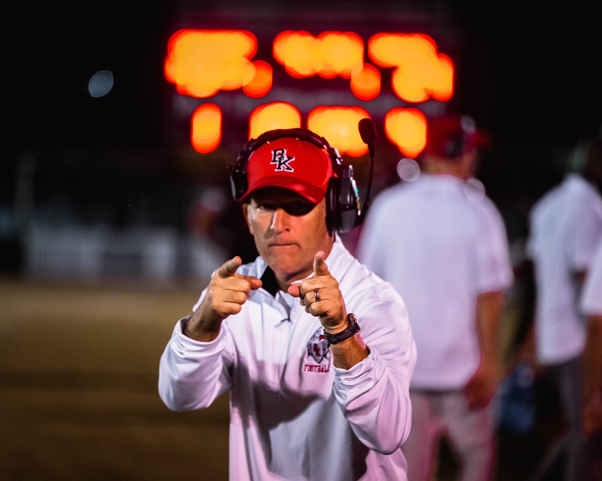 My guy <a href="/ColbyGrant24/">Colbygrant.eth 👨🏾‍🏫</a> <a href="/Grant_Visuals/">GrantVisuals</a> with the cool pic!!!
#playfast #kennypride