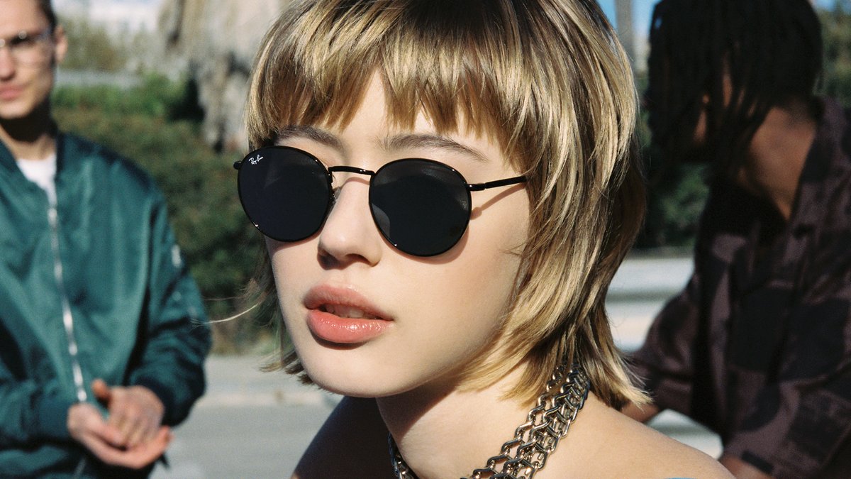ParisGalleryME's tweet photo. راي بان
عش اللحظة ودع أسلوبك يقود الطريق.
Ray Ban
Trust the process, live in the moment and let your style lead the way.
For Customers Inquires Please Contact 8003010000
#Paris_Gallery #RayBanStudios #Sunglasses #Fashion #Womenstyle @rayban
https://t.co/jjPz9htZ7e https://t.co/2IMuPLm5O6
