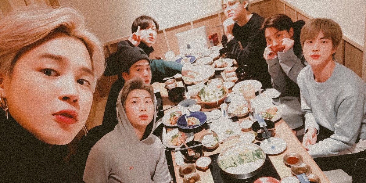 wangteaco's tweet photo. "let's grow old together" ㅡ yoongi ♡
#ForeverWithBTS https://t.co/lIMd1JZCWO