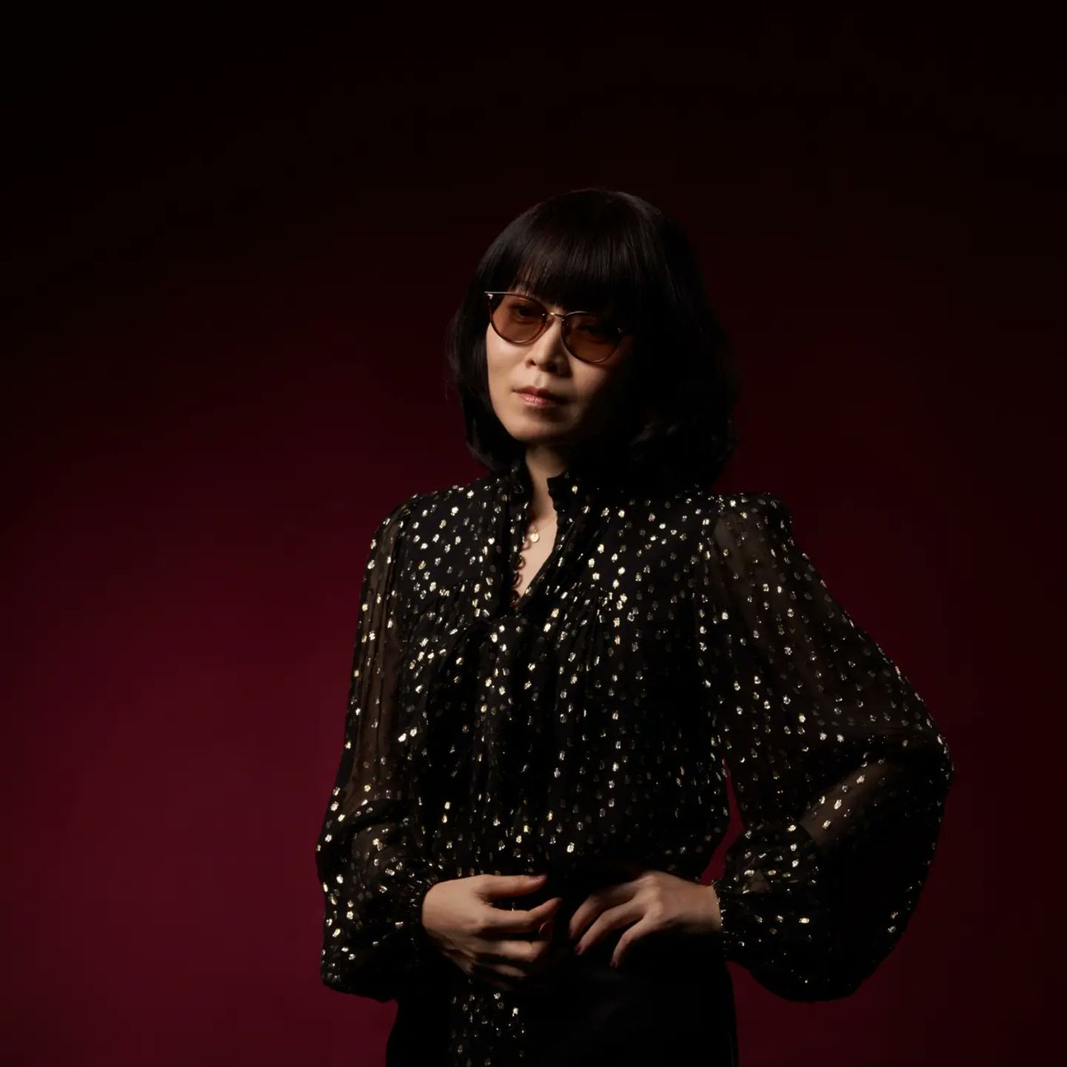 hamada10737253's tweet photo. LOVE PSYCHEDELICO × BJ CLASSIC COLLECTIONの眼鏡がローンチ。
彼らに出会った２１年前『この作品が売れる世の中なら、僕もこままで大丈夫』と勇気付けられた事を思い出す。
ただひたすらに自分たちの信じる作品を真摯につくりつづけた彼らと僕たちが、融合して形になった作品たち。 https://t.co/eA8696N4Ff