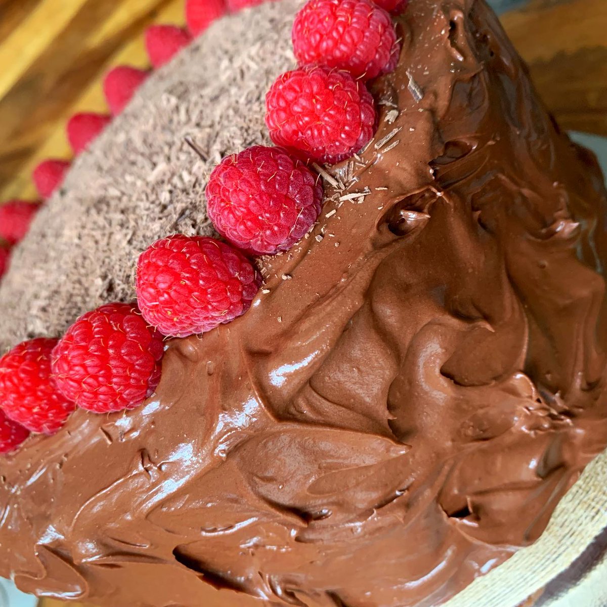Tablefood_co's tweet photo. Dark Chocolate and Raspberry Celebration Cake. 🎂 🥂
#bespokeorders #celebratewithcake #celebrationcakes #darkchocolate #raspberry #chocolatecake #21st #familycelebrations #inclusivefood #goodfoodbringspeopletogether #tablefoodco https://t.co/BZHtBNkp4q