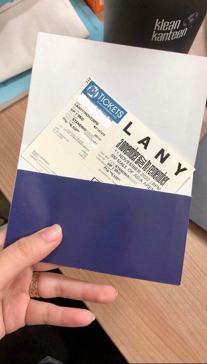 panjayke's tweet photo. ‼️ FOR SALE ‼️

— 1pc Day 1 VIP Ticket Lany Concert 
— VIP 2 SRO Standing 
— Selling for same price (but we can talk abt it, need to sell this asap) + sf 

📌Loc: BCD 
Rfs, will not attend anym.

ps: pls help us rt 🥺 https://t.co/H5UJWCKeuL