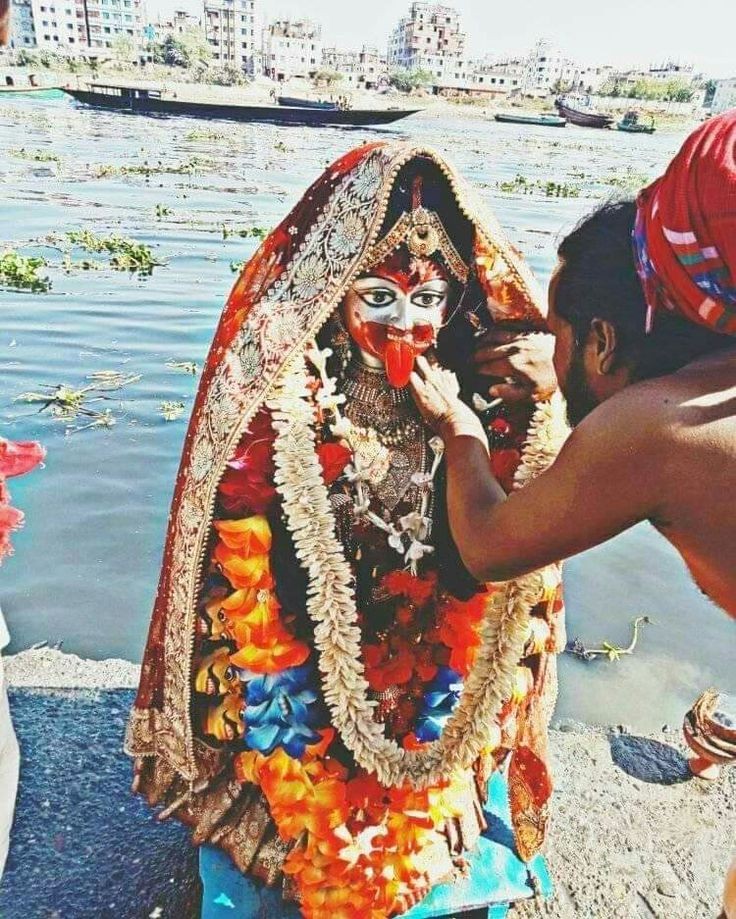 know_ur_dharma's tweet image. Substance Of Bhakti Is Surrender and Humility ..!