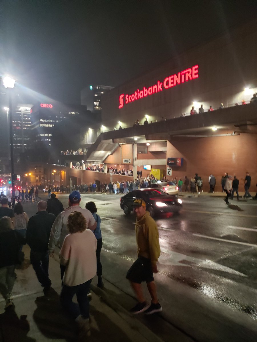 TamHfx tweet picture