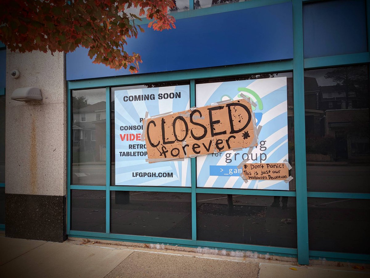 Looking for Group tweet media