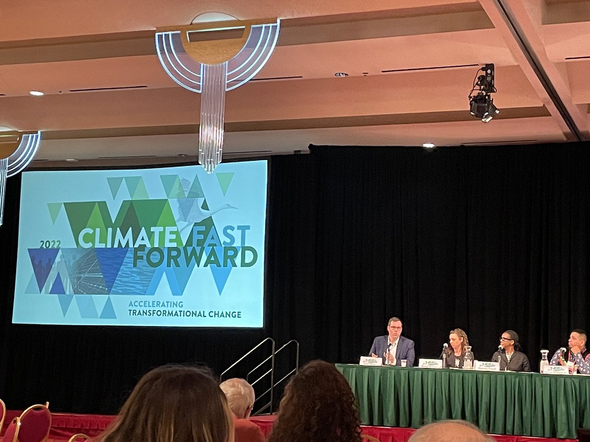 Kathy_DaneOECC's tweet photo. Kevin Kane of Green Homeowners United: “climate action isn’t far away, it’s where you lay your head”
#ClimateFastForward @WASAL https://t.co/wZybdHTfLd