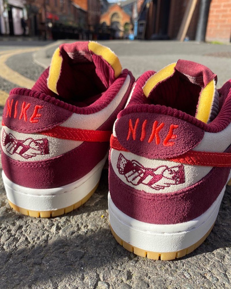 NOTE shop tweet media