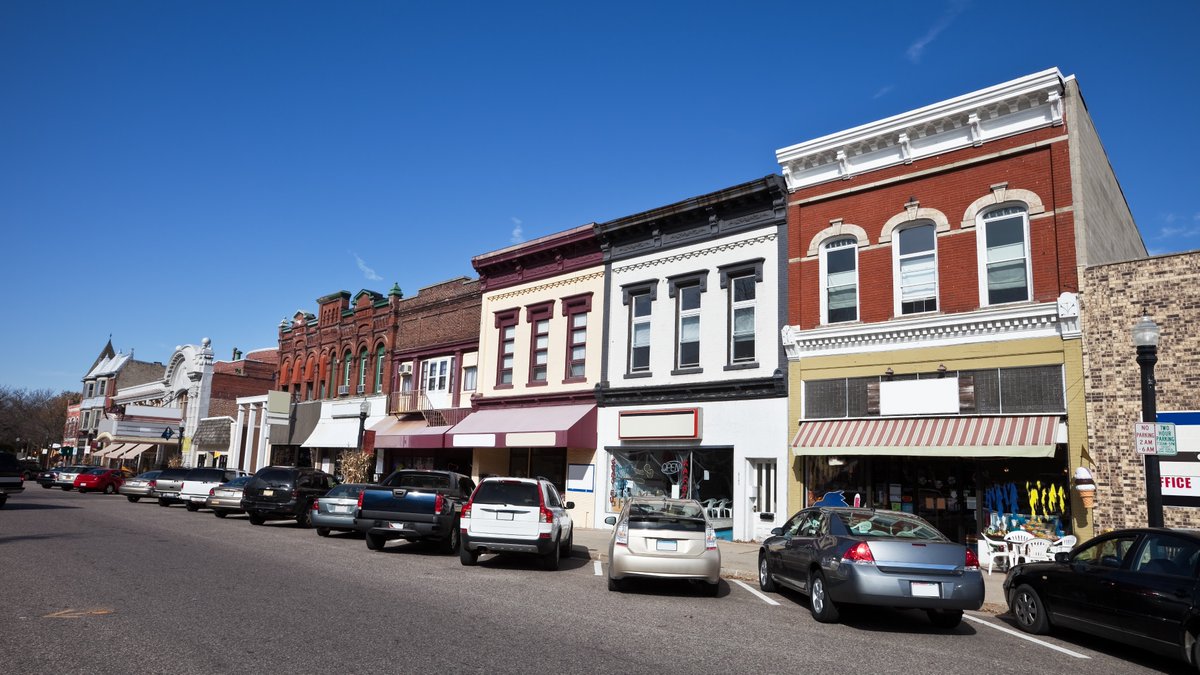 WEDCNews's tweet photo. .@GovEvers announced $1M initiative between WEDC and @UWMadisonExt.
https://t.co/qSqiXwMbTq
The partnership will provide resources and support to rural entrepreneurs across the state. #RuralWI https://t.co/qfsvRhRH8Q