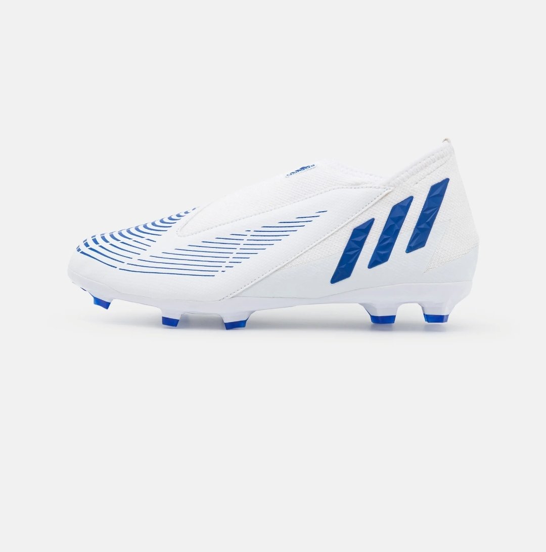 lexaBeyee's tweet photo. Si Benzema gagne le ballon d'or ce soir je vous offre cette paire adidas ultra performance ⚽👟

Pour participer :
- follow @lexaBeyee 
- retweet ce tweet
- mentionne un amis

Bonne chance ☘️🎁

#CONCOURS #BallonDor #Benzema https://t.co/RSw66RBpO9