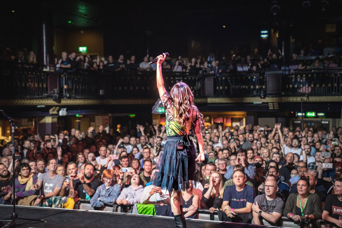 Thank you Manchester! Last night was off the scale! A Spinal Tap 11!! If you know you know. 😂💃🏽💥 @O2InstituteBham tonight! Get your tickets now! aegpresents.co.uk/.../natalie-im…... 📸 @ShootTheNoiseUK #25YRSLOTM #FIREBIRD #LEFTOFTHEMIDDLE 🔥🕊💙