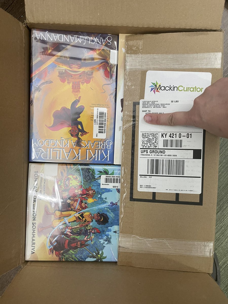 reneedhale's tweet photo. Excited to open our first @MackinLibrary creator book shipment! #gatorsread #mackincreator https://t.co/yV8QQcSV9E