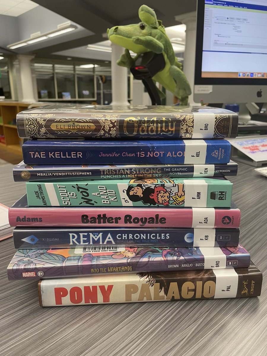 reneedhale's tweet photo. Excited to open our first @MackinLibrary creator book shipment! #gatorsread #mackincreator https://t.co/yV8QQcSV9E