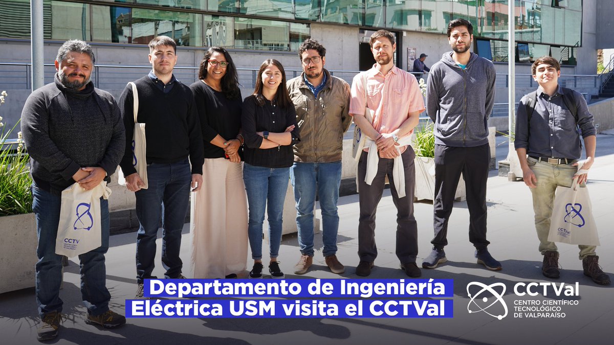 cctval_usm's tweet photo. 📌 La delegación, encabezada por el director Roger Schurch, recorrió los laboratorios del CCTVal conociendo nuestras capacidades en #Diseño, #Manufactura y #Simulación, y nuestro equipo #ClusterSource para la fabricación de nanopartículas de diversos materiales metálicos 🔗🔬 https://t.co/8A7KU6pBln
