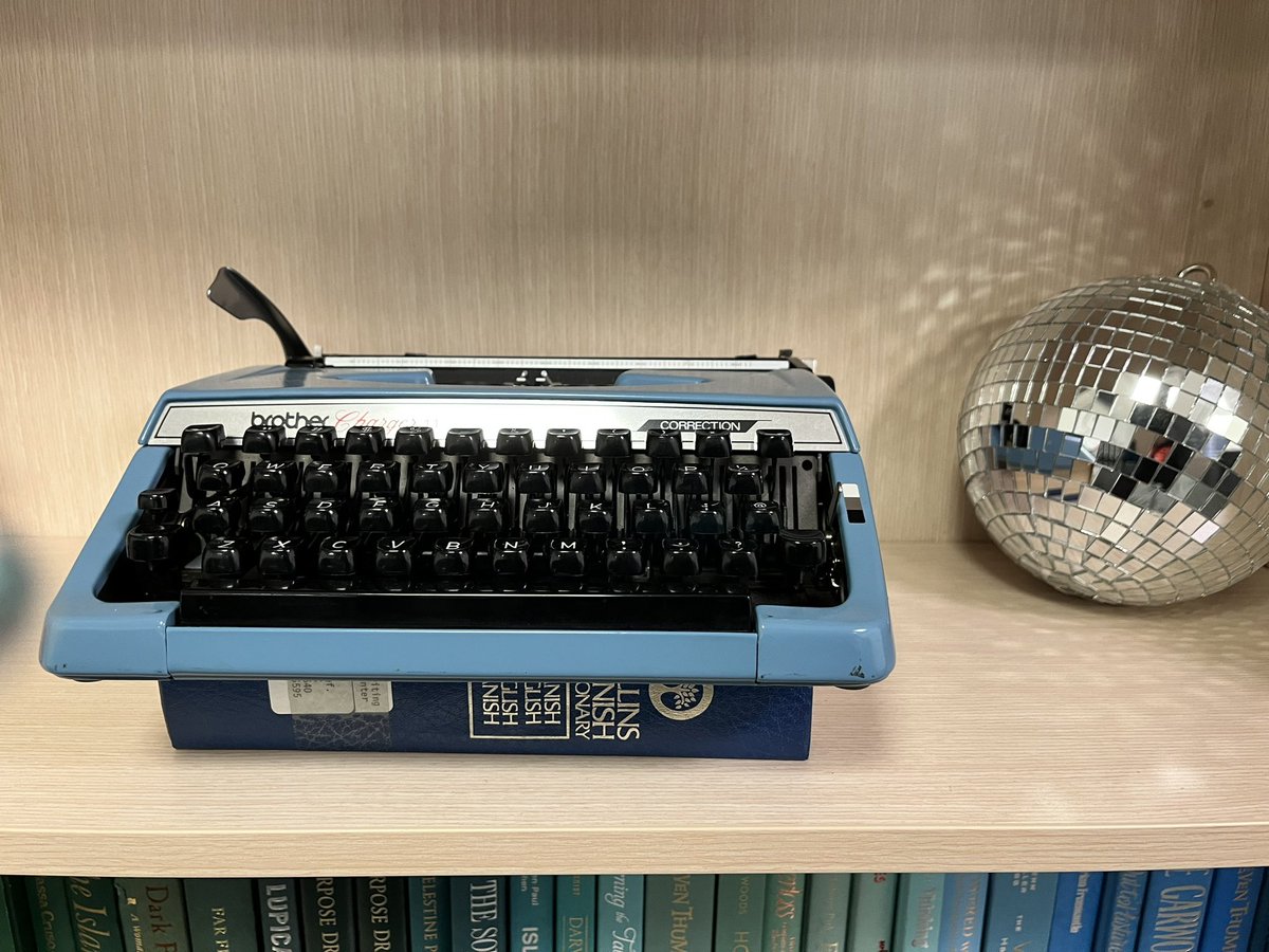 BabsonWriting's tweet photo. One really helpful aspect of having a Writing Center consultation is that it highlights the social nature of writing; rather than being alone with your thoughts on the page, you can get a reader’s perspective on what’s working, what’s confusing, and so on. Plus, it’s kind of fun! https://t.co/qFvy9GNHox
