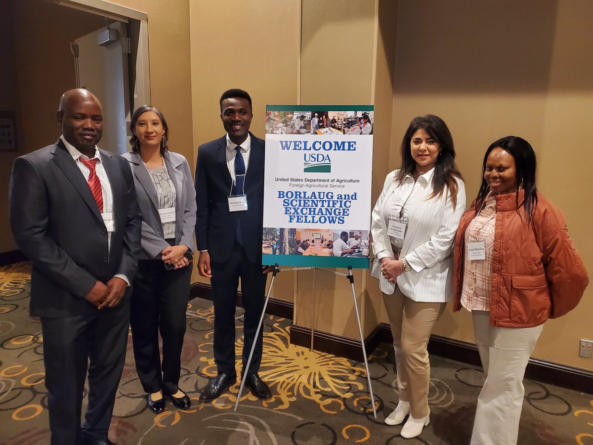 tukabekee's tweet photo. At the #USDA-FAS Borlaug Fellows event. Excited to listen to speakers including the 2022 World Food Prize (WFP) Laureate, Dr. Cynthia Rosenzweig, Ms. Barbara Stinson (WFP President) and Dr. Jerry Schnoor #WFP22 @MizzouCIP https://t.co/ylvcQhx84f