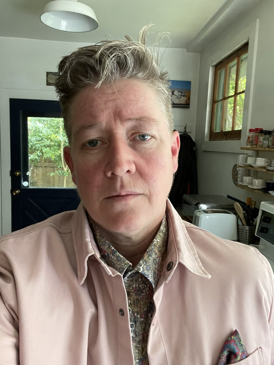 ivancoyote's tweet photo. I wore a pink jacket, shirt, and belt to a funeral for a much-loved friend and trans activist on Saturday, and after the service was over, I went to Canadian Tire for something and some knuckle dragger called me a faggot in the parking lot. This inspired me to write a new story… https://t.co/z2Ttn2beZI