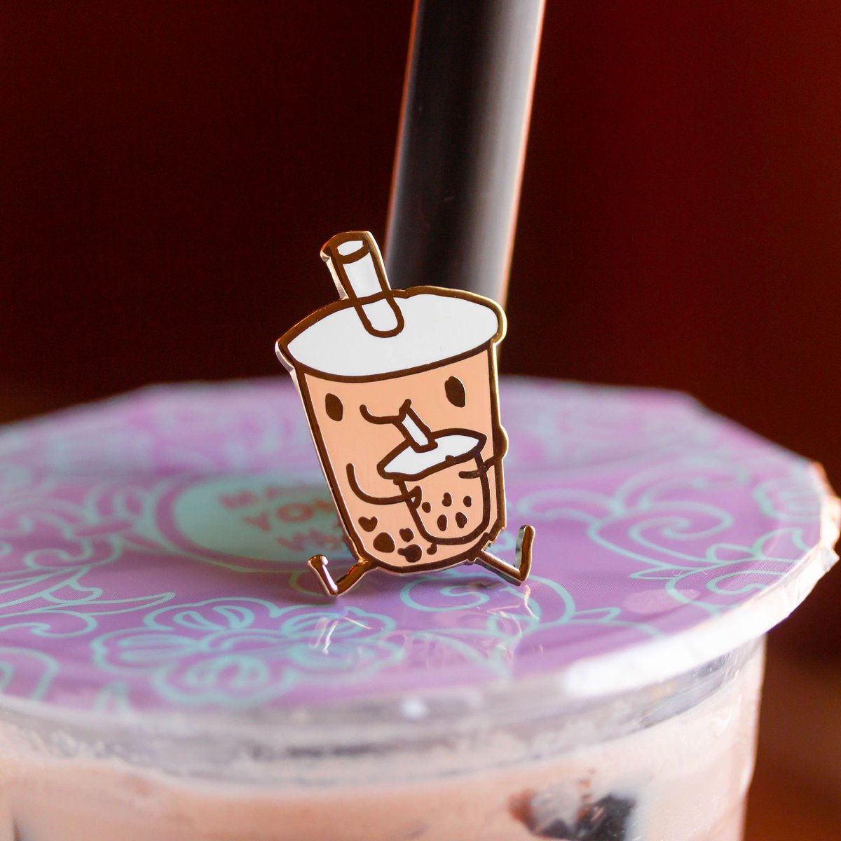 milqshop's tweet photo. Anyone else craving some #boba rn π€
#MILQCollection #enamelpin https://t.co/bO9HQLuE7A