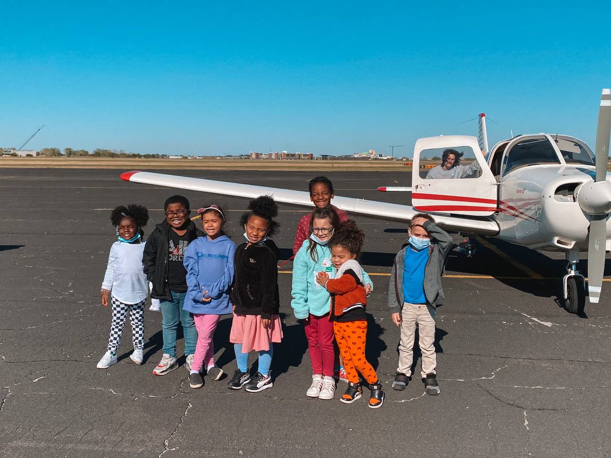 thickdescript's tweet photo. steAm Learning Journey, Fall 2022
⠀
Last week Thick Descriptions conducted a two-day steAm Learning Journey in collaboration with the Urban League of Greater OKC, where kids learned about gravity and had a field trip to OU Sooner Flight Academy 🚀 https://t.co/DbTFIwQSSS