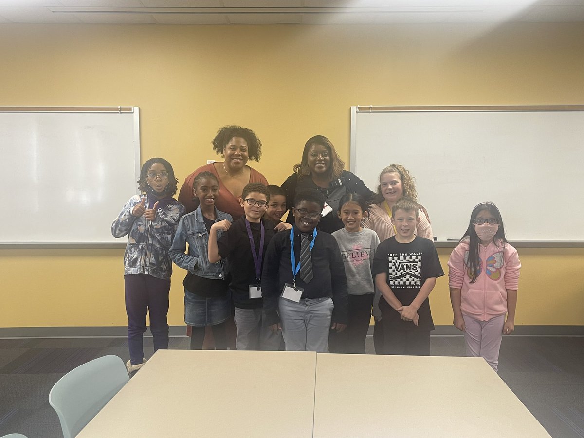 Today, we had lunch with students who entered to be an administrator for the day! We had a chat and chew lunch! We are so proud of our #Claymontcougars <a href="/ClaymontCougars/">Claymont Elementary</a> #BSDProud #CougarKindness