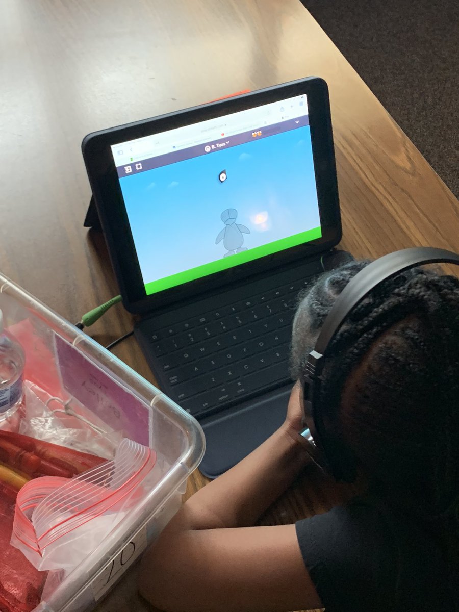 MrsHessClass's tweet photo. We finally used @STMath today in our room @LibertyParkElem ! Everyone loved Jiji!! #lpsoars #warrenwill #allim https://t.co/TpgTUZasGv
